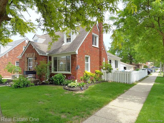 1300 Nightingale Street, Dearborn, MI 48128