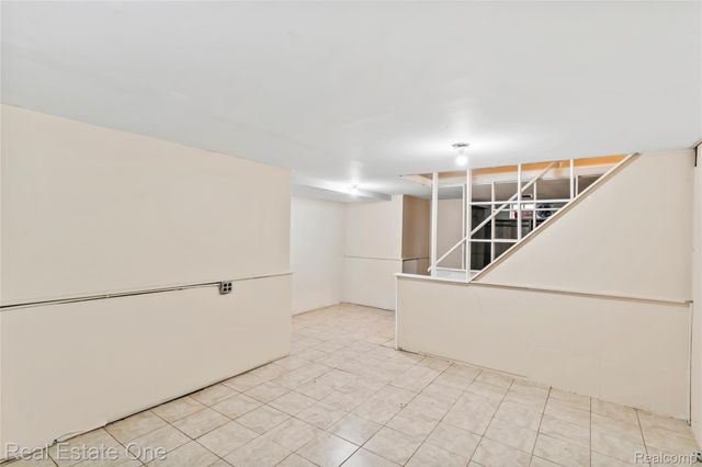 1300 Nightingale Street, Dearborn, MI 48128