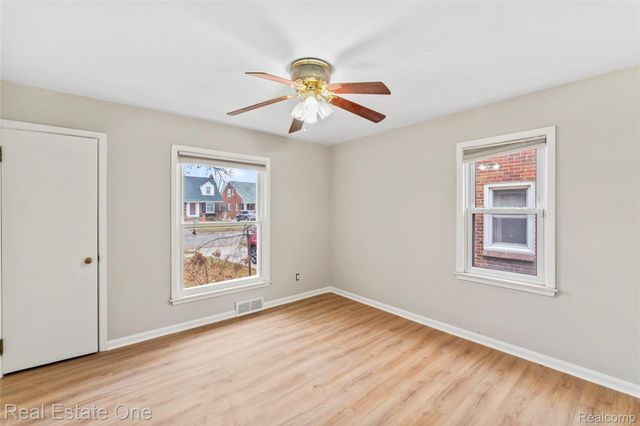 1300 Nightingale Street, Dearborn, MI 48128