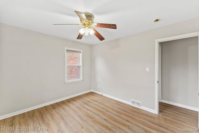 1300 Nightingale Street, Dearborn, MI 48128