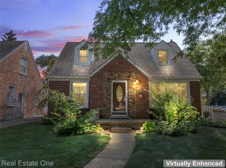 1300 Nightingale Street, Dearborn, MI 48128