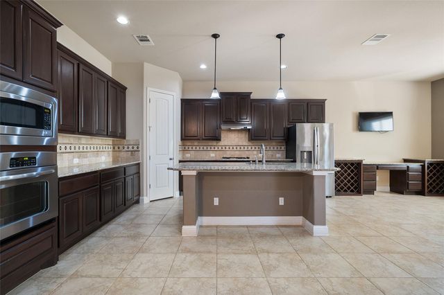 3216 Herradura DR, Cedar Park, TX 78641