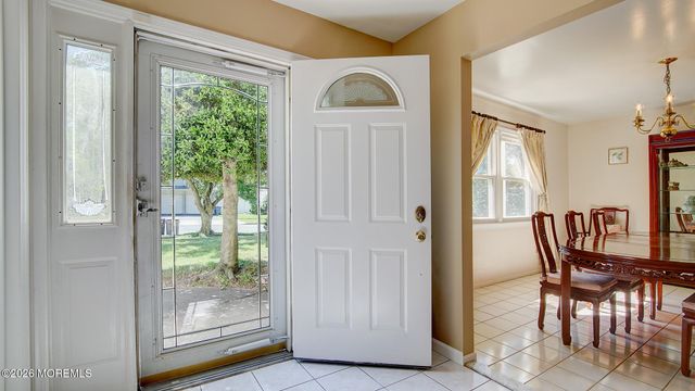 1 Rustic Lane, Matawan, NJ 07747