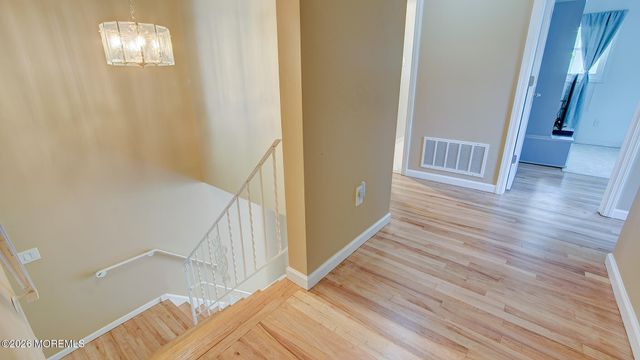 1 Rustic Lane, Matawan, NJ 07747