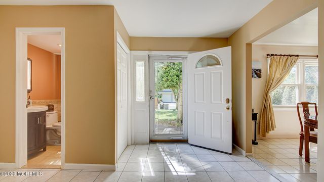 1 Rustic Lane, Matawan, NJ 07747