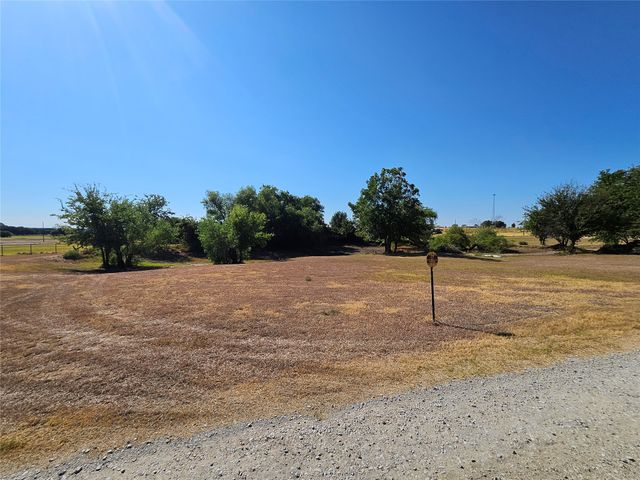 380 Pleasant View Drive, Bridgeport, TX 76426