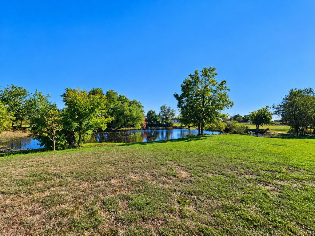 380 Pleasant View Drive, Bridgeport, TX 76426 — photo 5