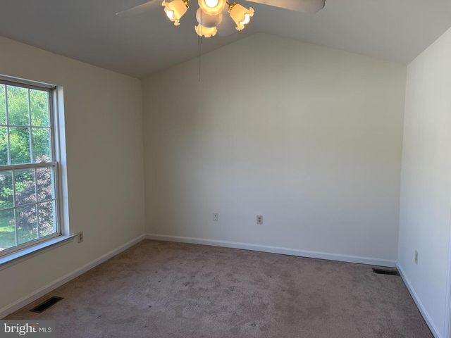 99 HIGHLAND CIR, Newark, DE 19713