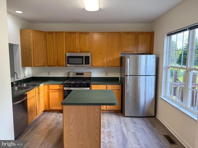 99 HIGHLAND CIR, Newark, DE 19713