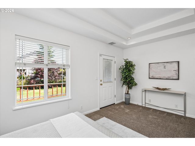 3461 MERRYVALE Rd, Eugene, OR 97404