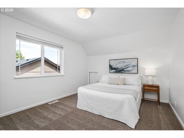 3461 MERRYVALE Rd, Eugene, OR 97404
