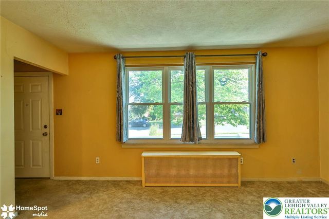 1304 West Wyoming Street, Allentown City, PA 18103