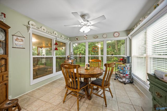 154 Dea Thomas Road, Hazel Green, AL 35750