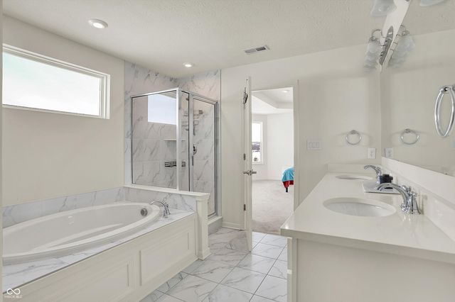 5175 Peachtree Road, Zionsville, IN 46077