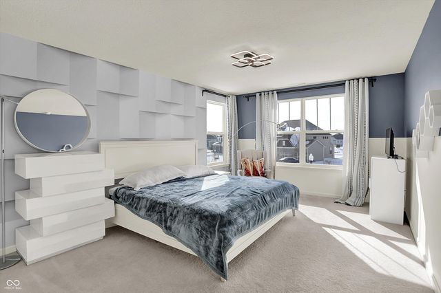 5175 Peachtree Road, Zionsville, IN 46077