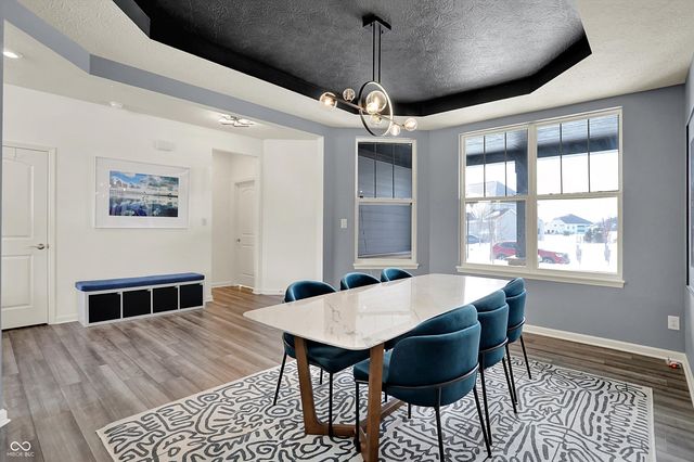 5175 Peachtree Road, Zionsville, IN 46077