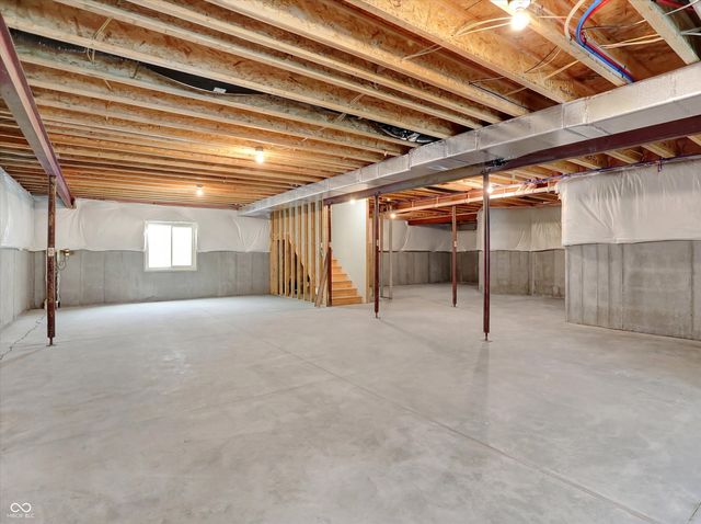 5175 Peachtree Road, Zionsville, IN 46077