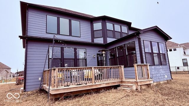 5175 Peachtree Road, Zionsville, IN 46077