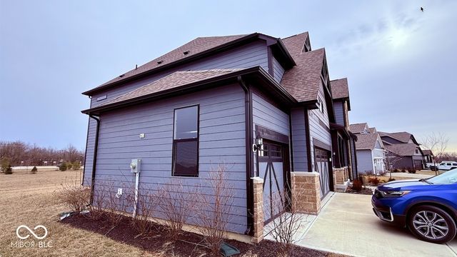 5175 Peachtree Road, Zionsville, IN 46077