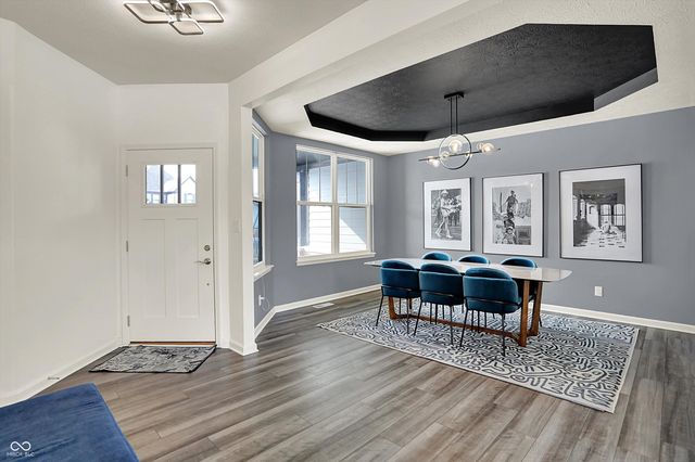 5175 Peachtree Road, Zionsville, IN 46077