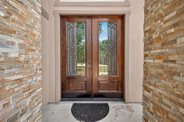 8807 Sedgemoor Drive, Tomball, TX 77375