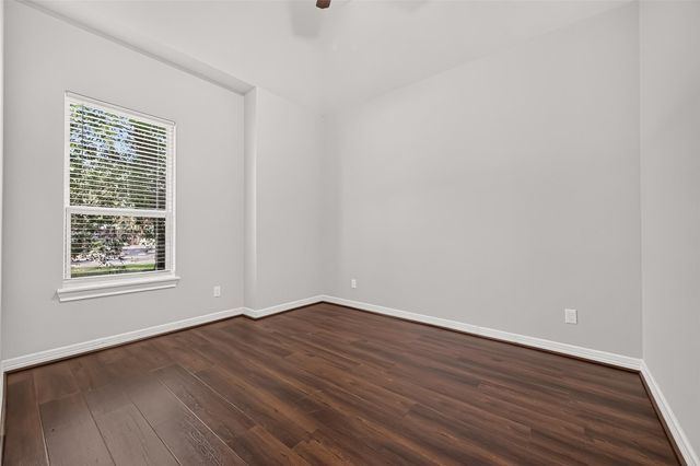 8807 Sedgemoor Drive, Tomball, TX 77375