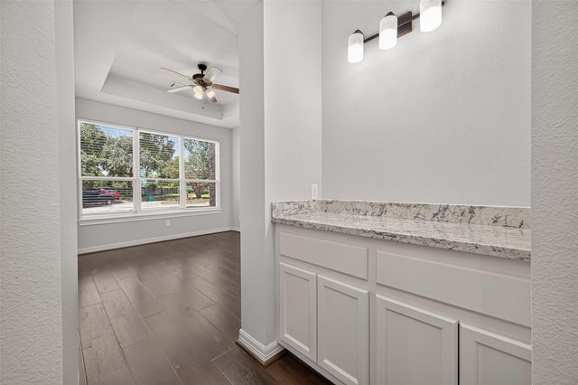 8807 Sedgemoor Drive, Tomball, TX 77375