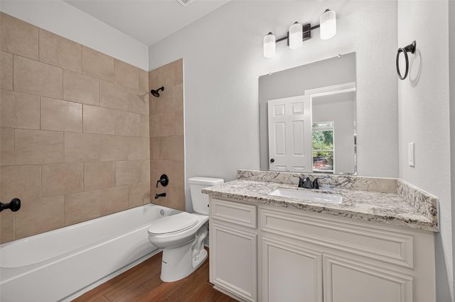 8807 Sedgemoor Drive, Tomball, TX 77375