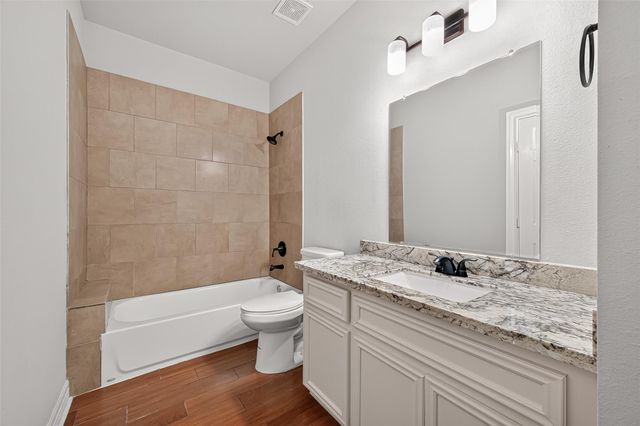8807 Sedgemoor Drive, Tomball, TX 77375