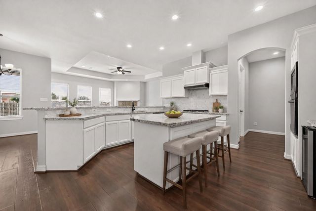8807 Sedgemoor Drive, Tomball, TX 77375