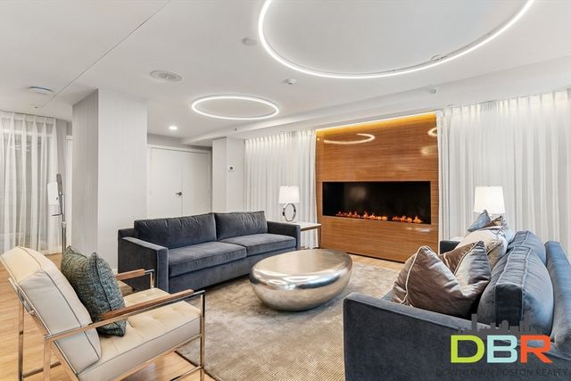 151 Tremont St 12U, Boston, MA 02111