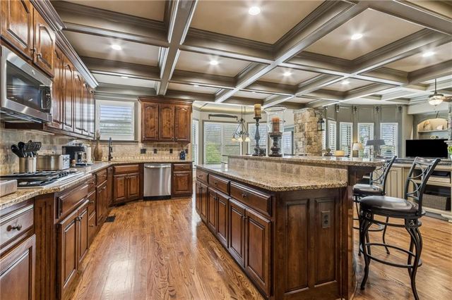 2391 Hopehaven Way, Hoschton, GA 30548