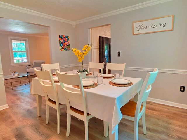 7 Whippoorwill Ln, Ashland, MA 01721