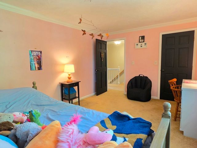 7 Whippoorwill Ln, Ashland, MA 01721