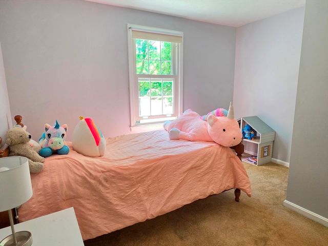7 Whippoorwill Ln, Ashland, MA 01721