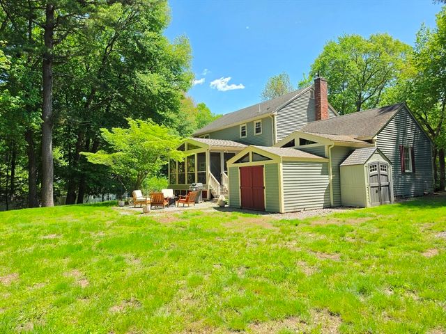7 Whippoorwill Ln, Ashland, MA 01721