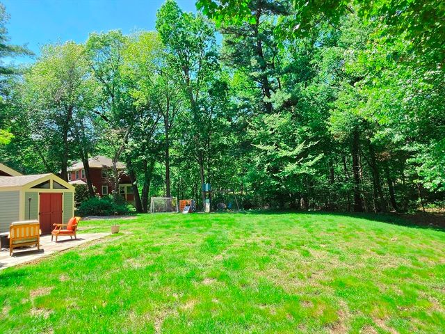 7 Whippoorwill Ln, Ashland, MA 01721