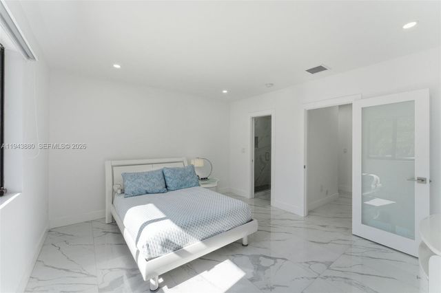 8625 SW 147th St, Palmetto Bay, FL 33158