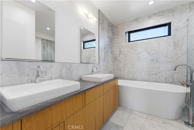 11702 Charnock Road, Los Angeles, CA 90066