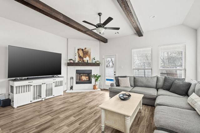 421 Monarch Way, Justin, TX 76247