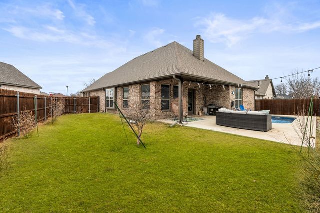 421 Monarch Way, Justin, TX 76247