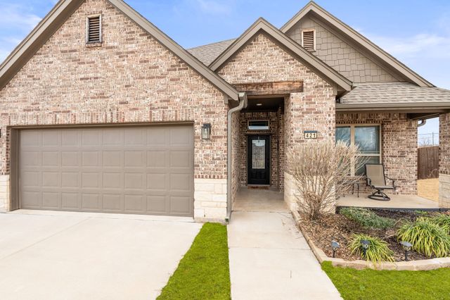 421 Monarch Way, Justin, TX 76247