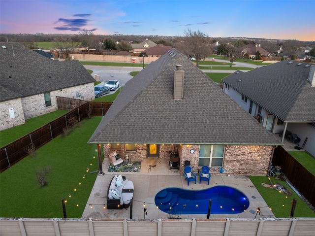 421 Monarch Way, Justin, TX 76247