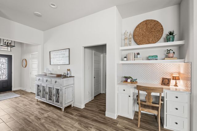 421 Monarch Way, Justin, TX 76247