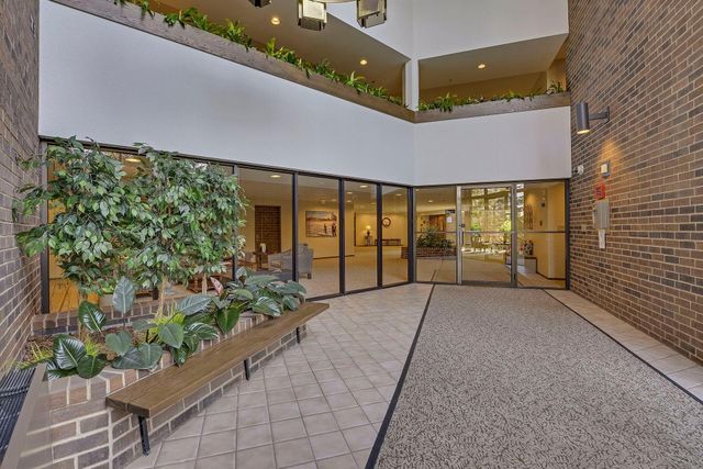 8430 Pennsylvania Road 311, Bloomington, MN 55438