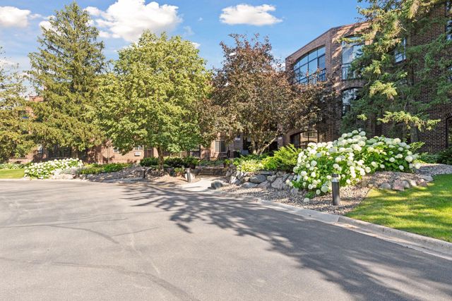 8430 Pennsylvania Road 311, Bloomington, MN 55438