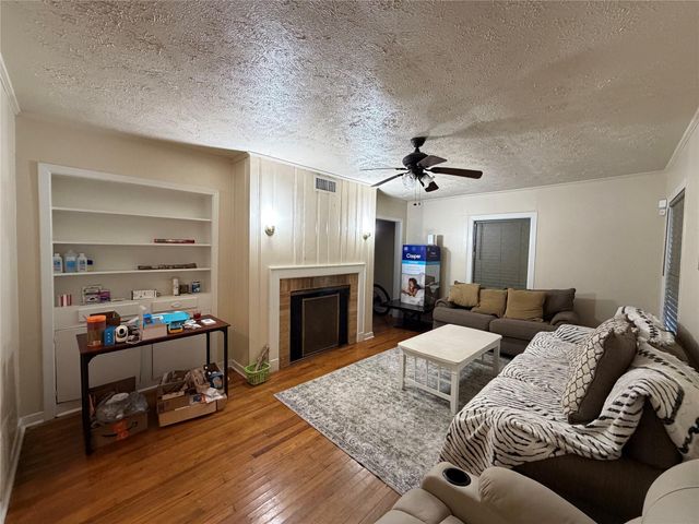 2406 Charleston Street, Houston, TX 77021