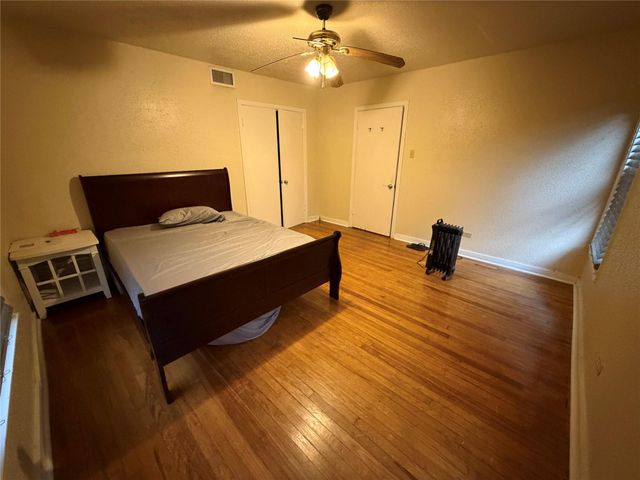 2406 Charleston Street, Houston, TX 77021