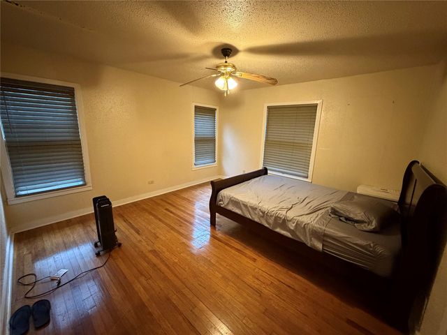 2406 Charleston Street, Houston, TX 77021