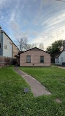 2406 Charleston Street, Houston, TX 77021